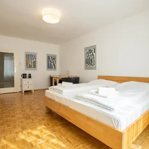 Apartament Living - Stephansdom, Wiedeń
