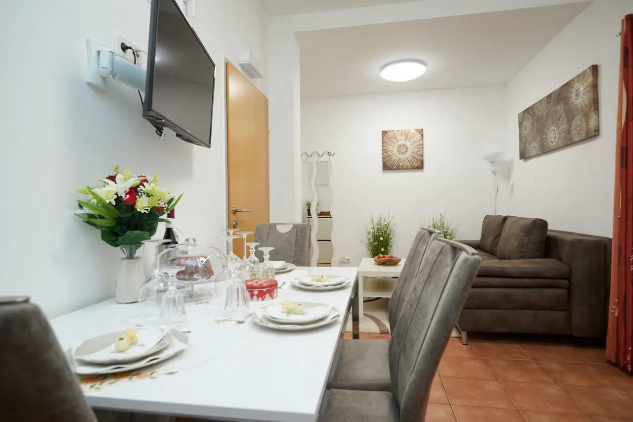 Schoenbrunn Ferienwohnungen Viena Apartamento