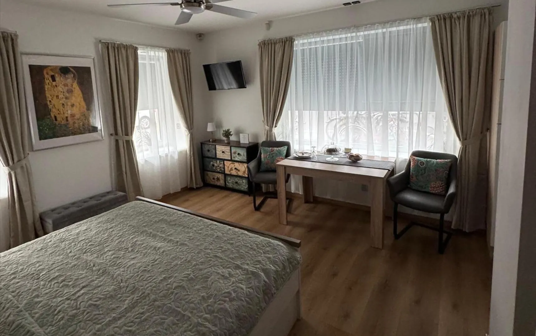 Apartment Schonbrunn Ferienwohnungen Vienna